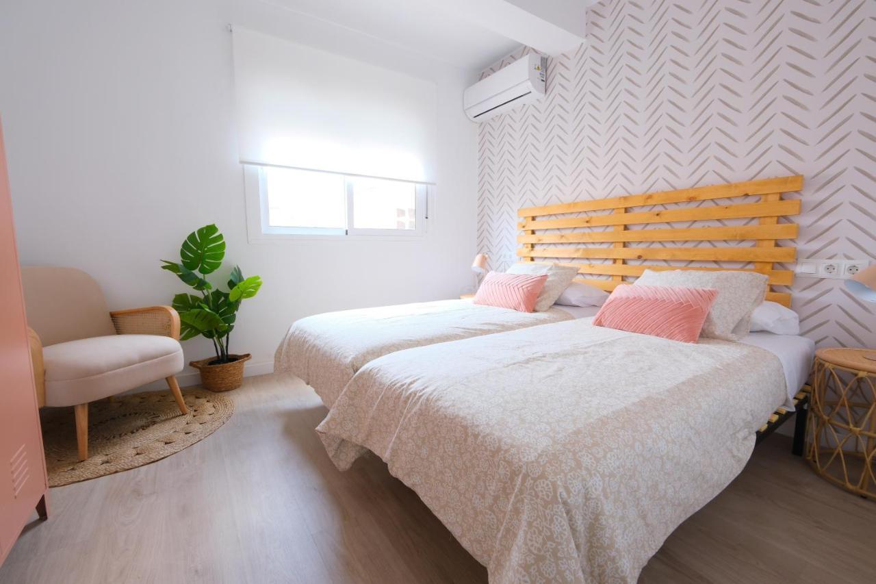 Lovely Apartment Малага Екстериор снимка